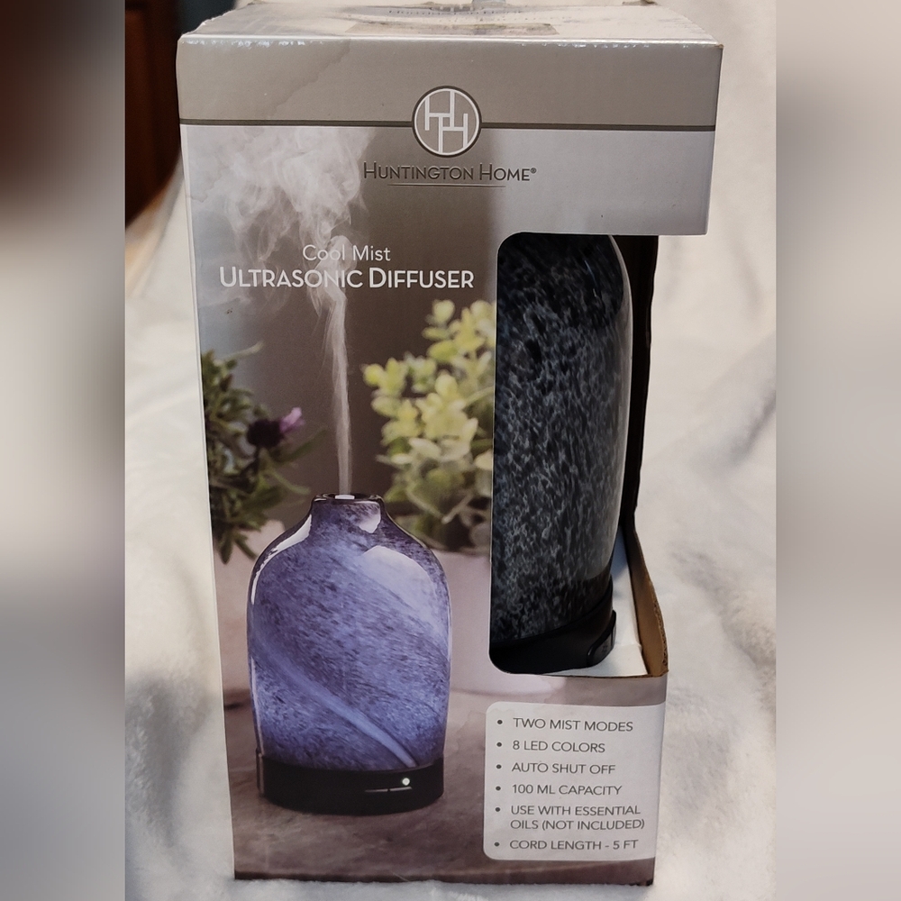 NWT!! Huntington Home Electric Oil Diffuser